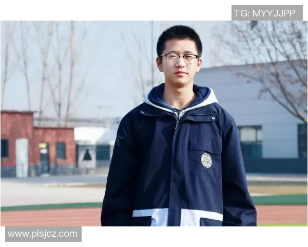 深圳足球队的蜕变之路:从低谷到崛起的全新篇章解析 深圳足球队的蜕变之路:从低谷到崛起的全新篇章解析